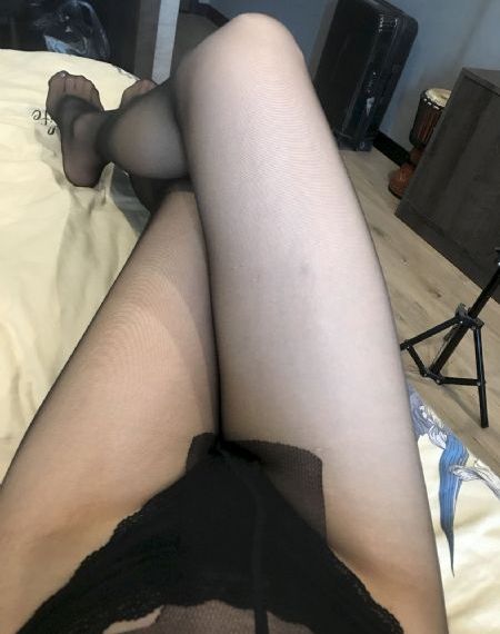 石原莉奈为了老了公和老头出_高清电影大全在线
