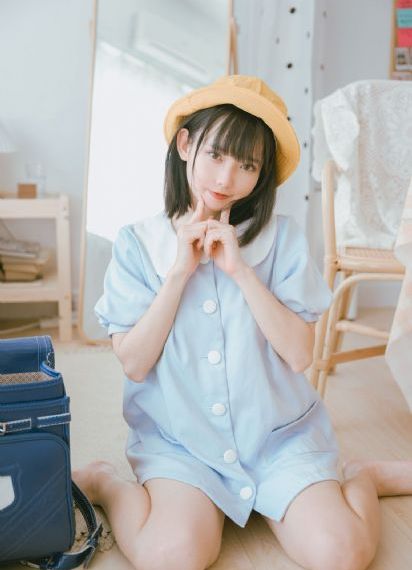 年轻女教师2在线观看_4K超清在线观看
